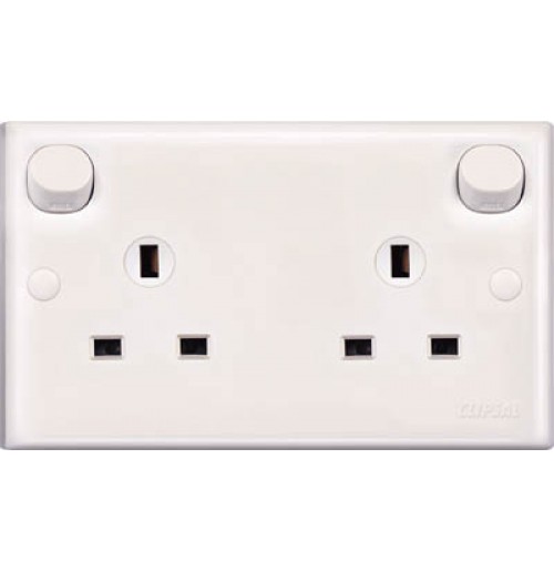 13A 3 Pin Flat Duplex Switched Socket (Clean Earth)